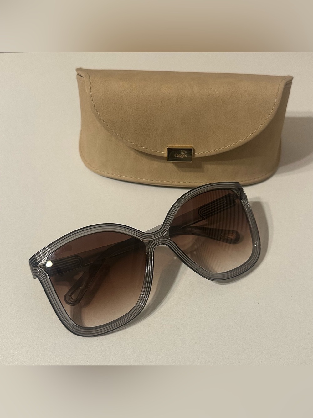 Chloé CE737S 035 Oversized Gray Gradient Cat Eye Sunglasses 58mm Case